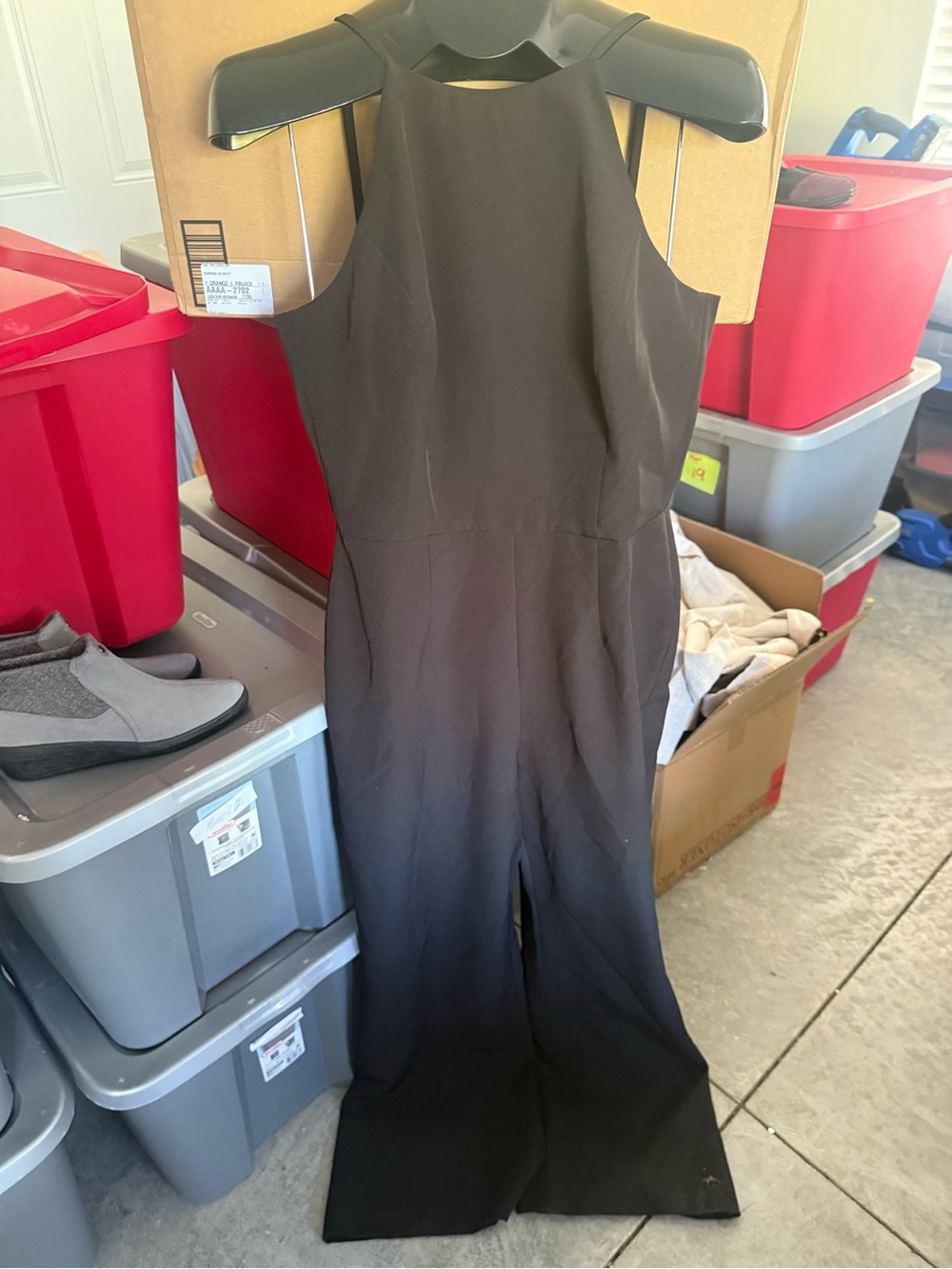 Black Sleeveless Halter Jumpsuit Dress p28